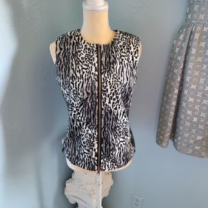 Jordan animal print faux fur vest B57
